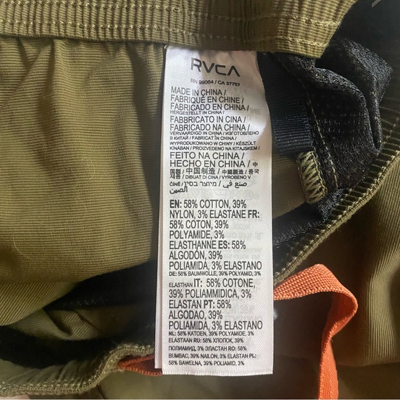 RVCA Civic 2 Hybrid Shorts Mens XL Green Belted Zip Pocket Athletic Hiking NEW - Picture 8 of 15